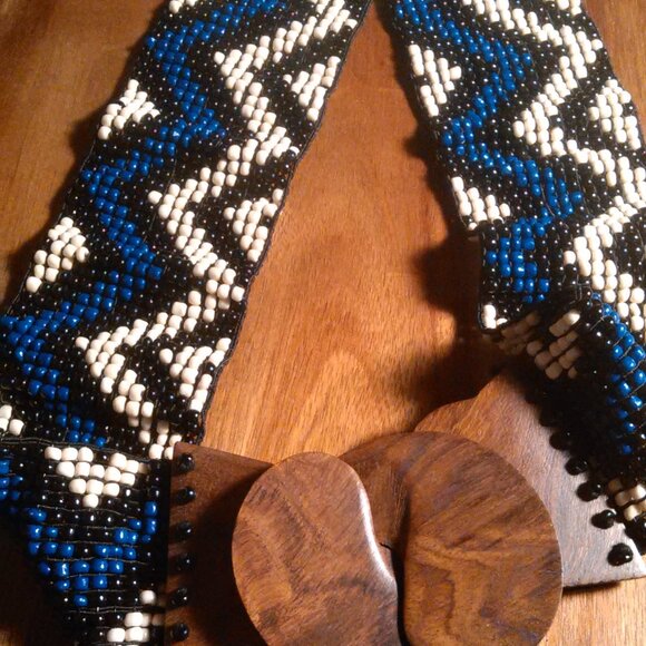 Southwestern Handcrafted Seed Beaded Belt With Wooden Buckle main image 6